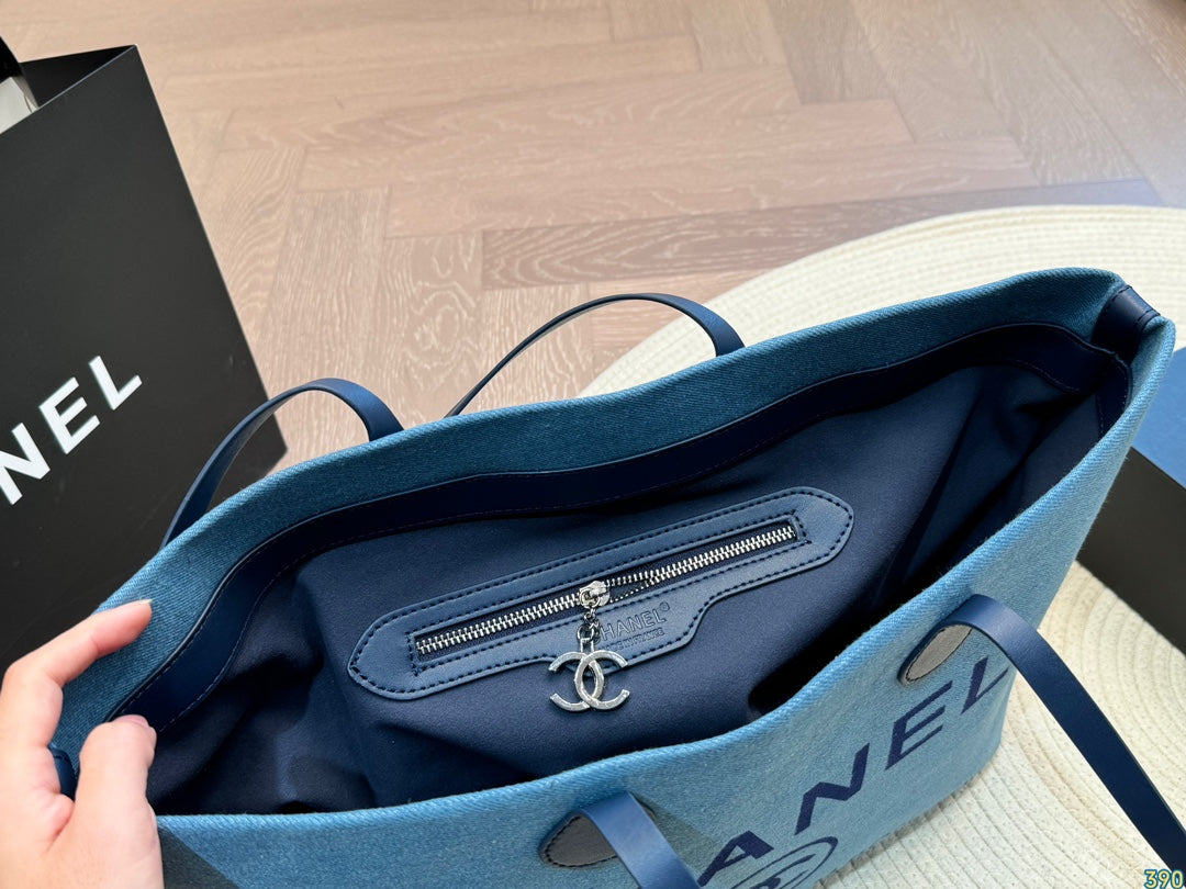 New Style CC Tote Bag 9000927013