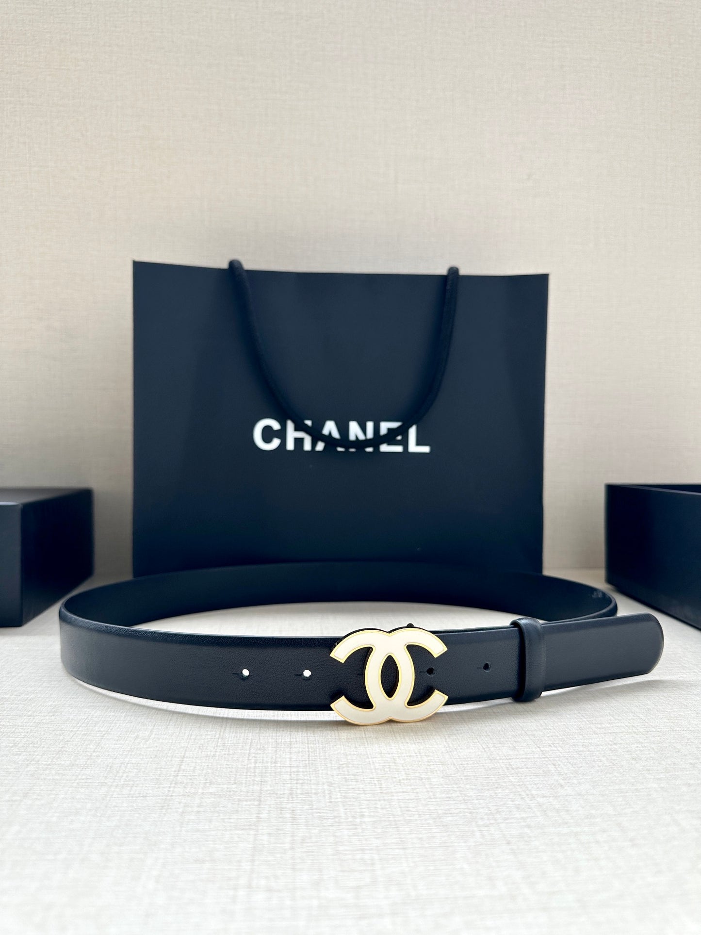 CNL Fashionable women's leather classic belt 0724102302