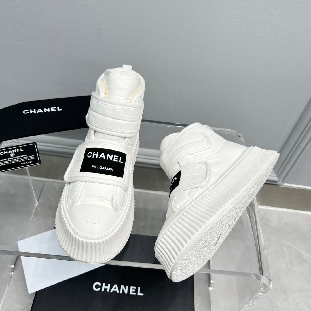 CNL casual sports style bread shoes 0724110506