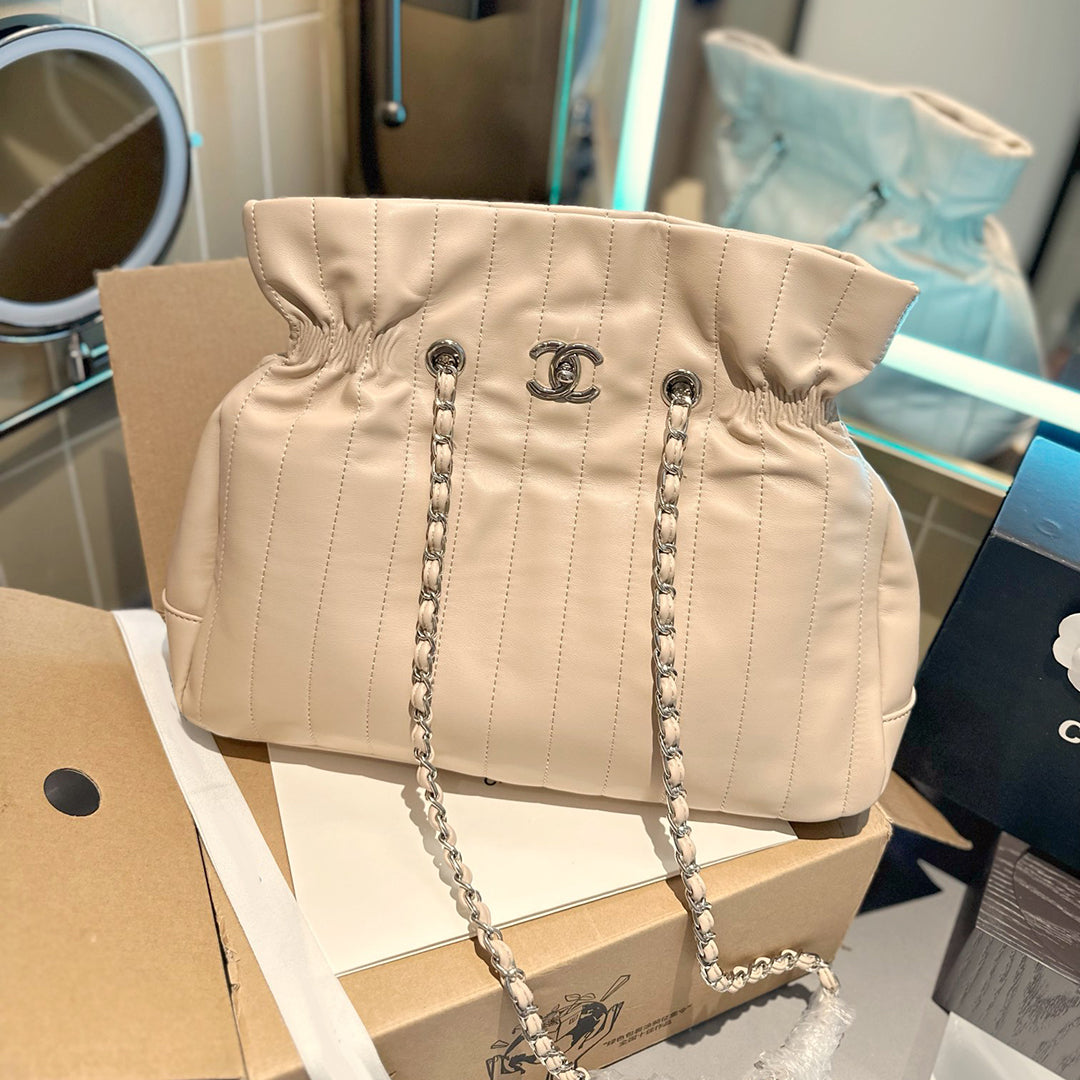 New trendy and fashion bags CWT1023091318