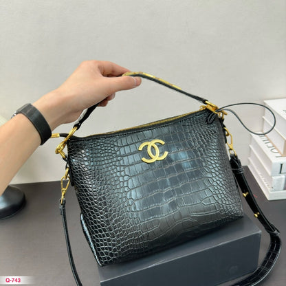 CNL zipper shoulder bag 1824062601