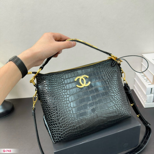 CNL zipper shoulder bag 1824062601