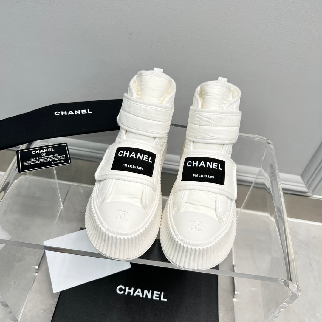 CNL casual sports style bread shoes 0724110506