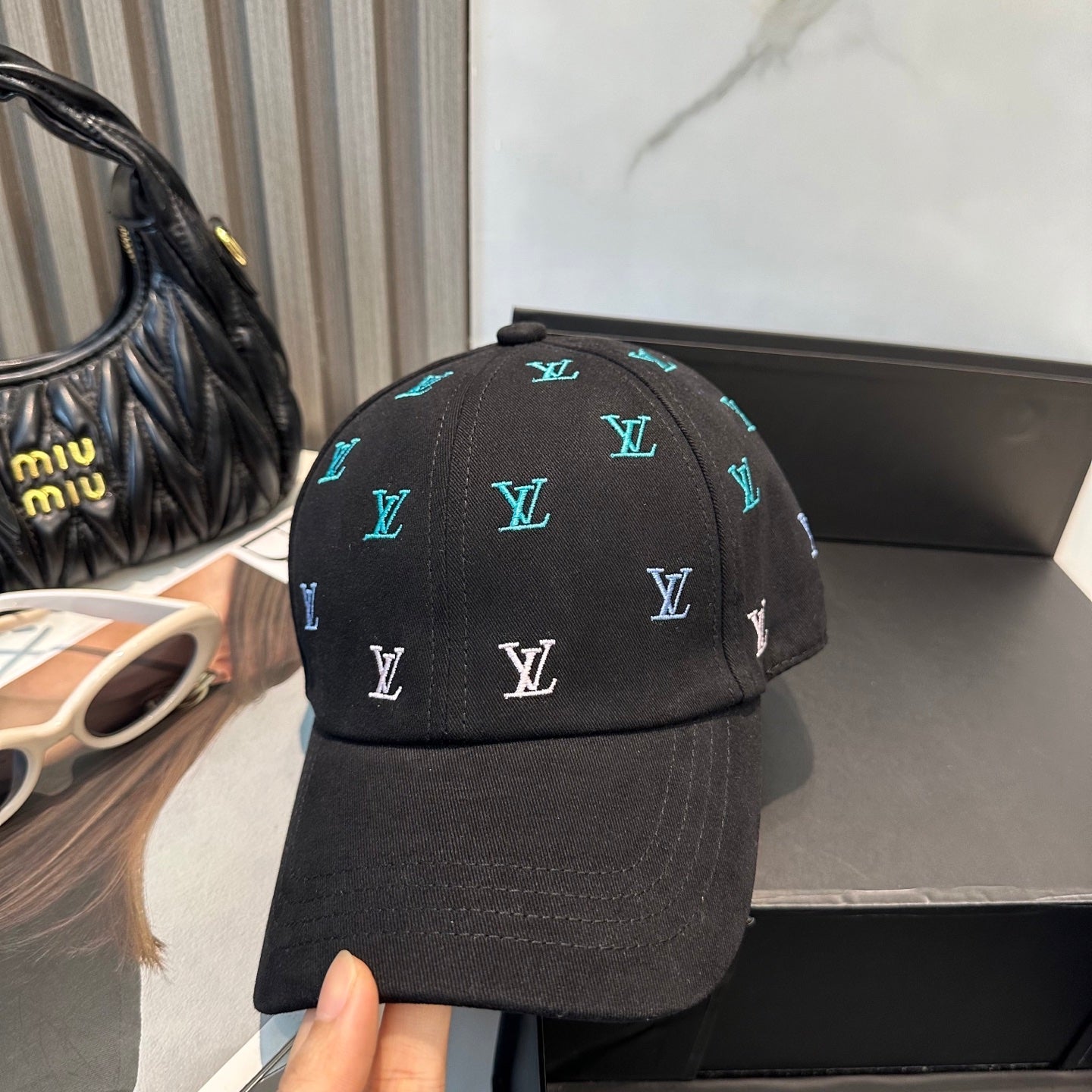 Double-sided embroidered baseball cap 1025092506