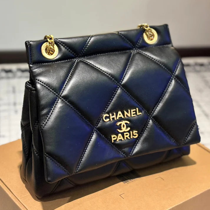 Versatile Commuter Chain Bag 1025012102