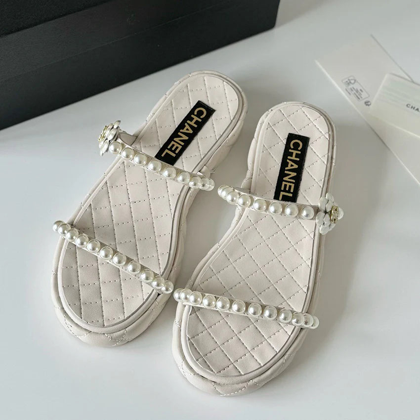 Fashion and versatile pearl sandals 1024052319