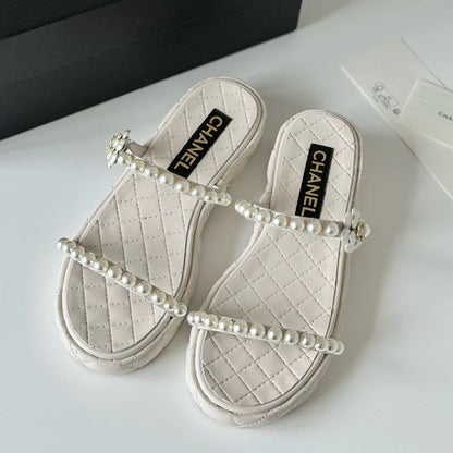 Fashion and versatile pearl sandals 1024052319