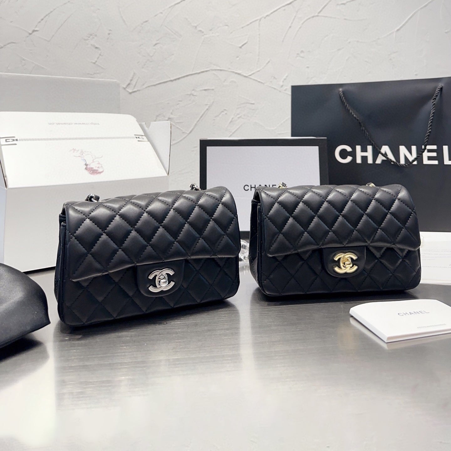 Stylish Classic CF Chain Bag XC1823081701