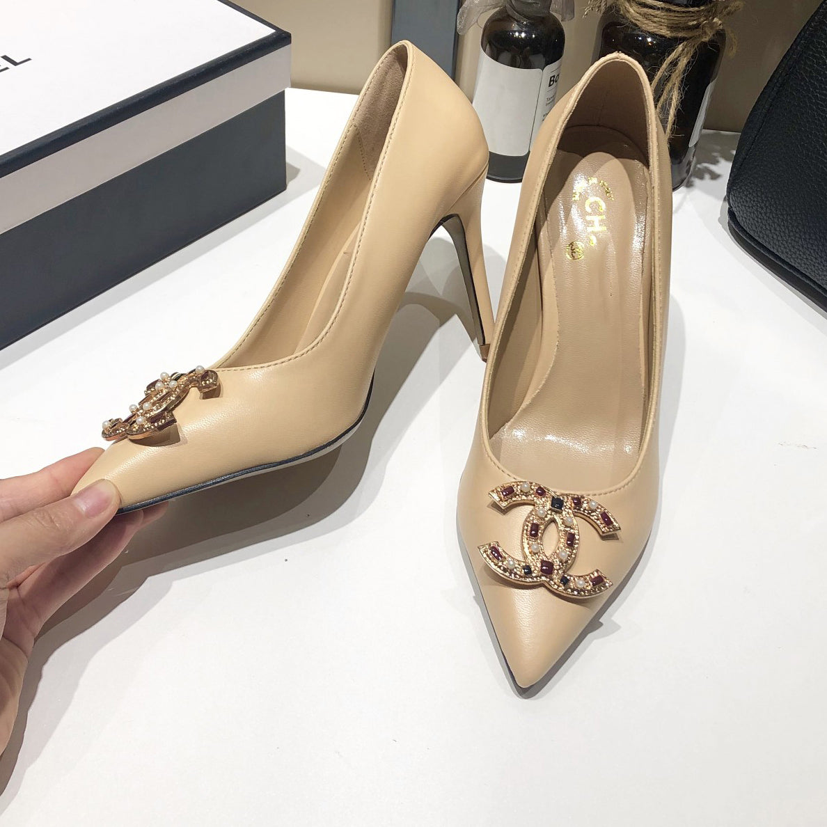 Fashion Pointed Sandals