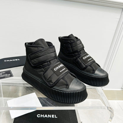 CNL casual sports style bread shoes 0724110506