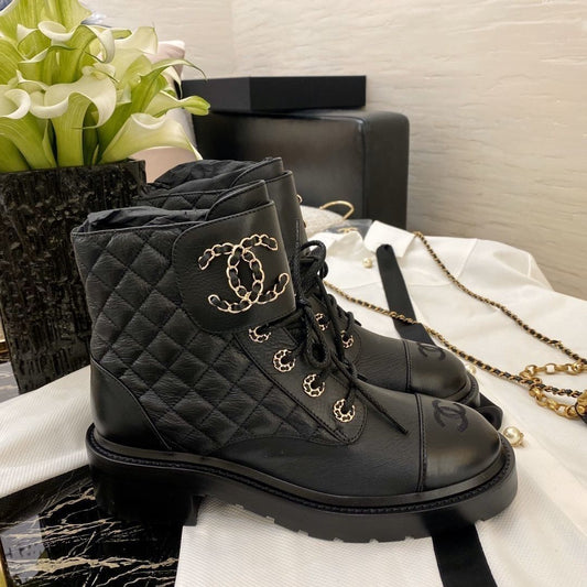New Versatile Lace Up Small Leather Boots 1023121313