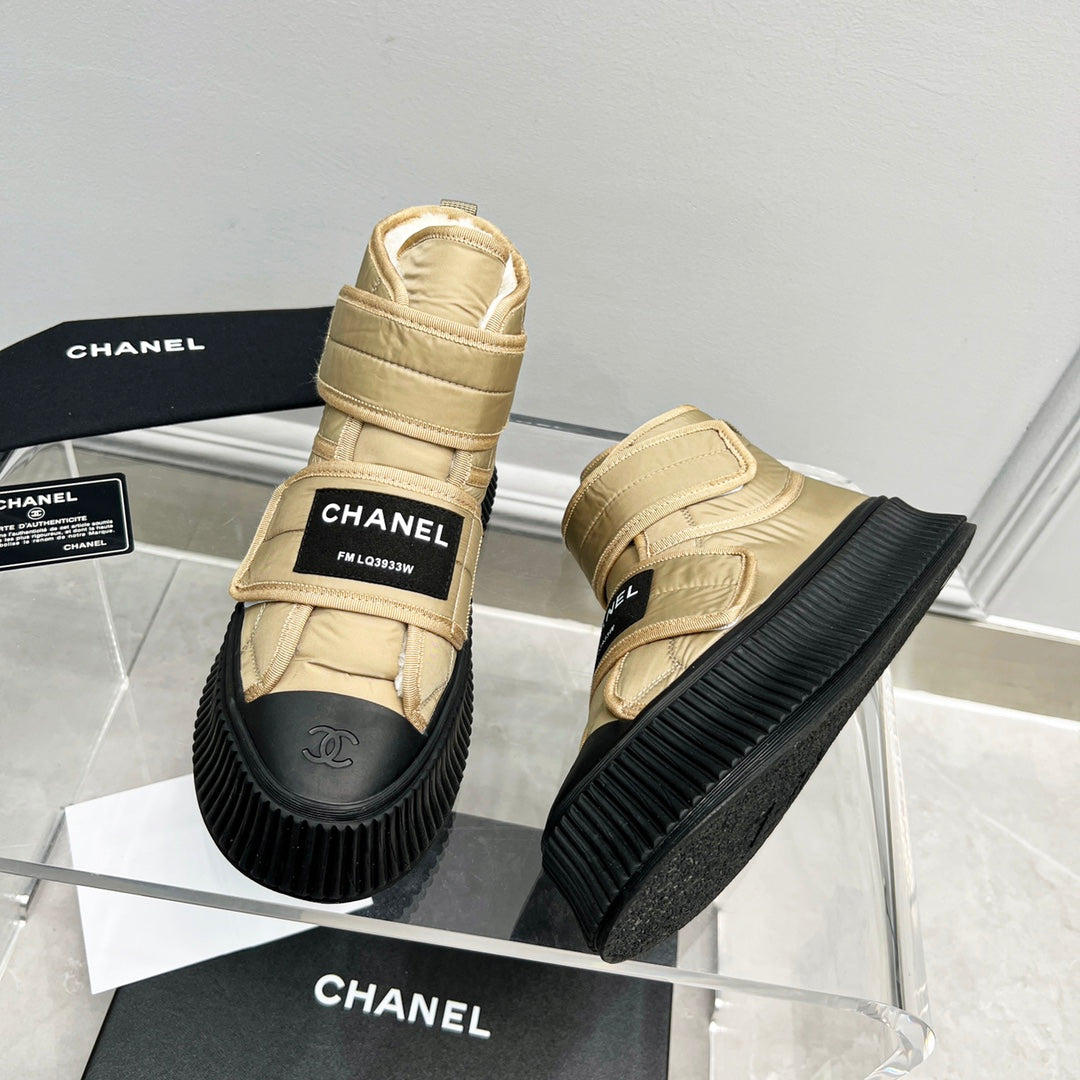 CNL casual sports style bread shoes 0724110506