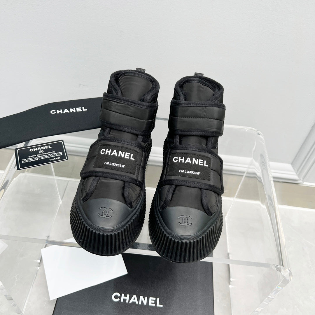 CNL casual sports style bread shoes 0724110506