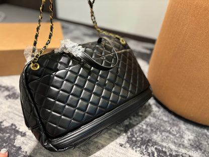 CNL fashionable diamond pattern handbag 0724082906
