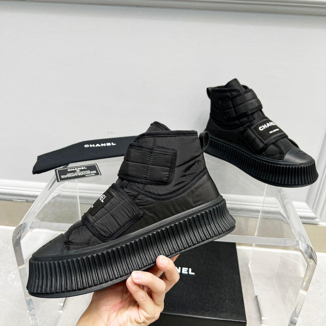 CNL casual sports style bread shoes 0724110506