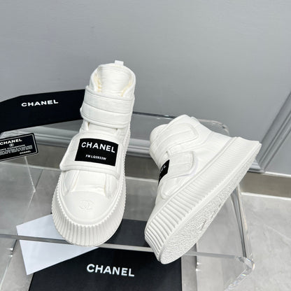 CNL casual sports style bread shoes 0724110506