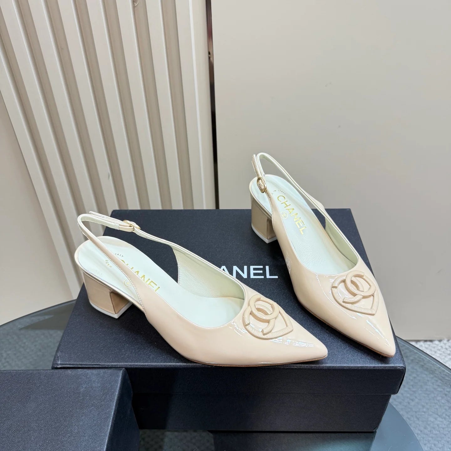 Top High-end Chunky Heel 5.5cm Sandals 1025030411