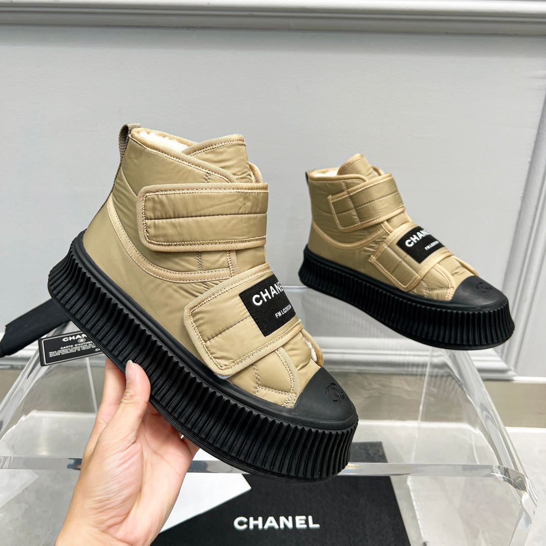 CNL casual sports style bread shoes 0724110506